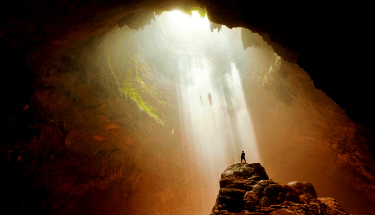 Goa Jomblang Jogja 2026 | Harga Paket Tour, Sewa Mobil & Tips Wisata